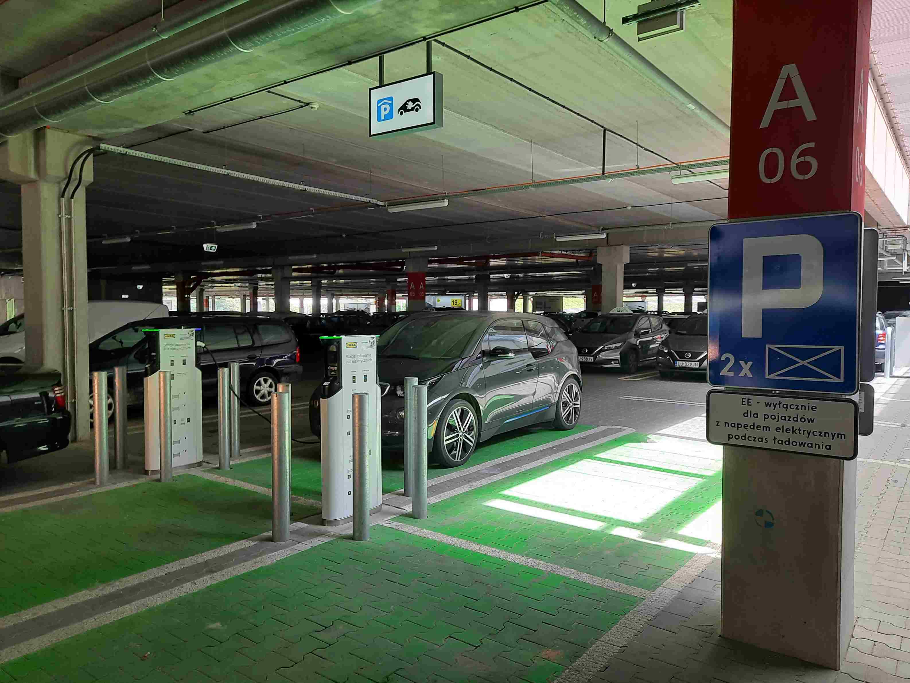 GreenWay Polska będzie obsługiwać należące do IKEA stacje ładowania aut elektrycznych