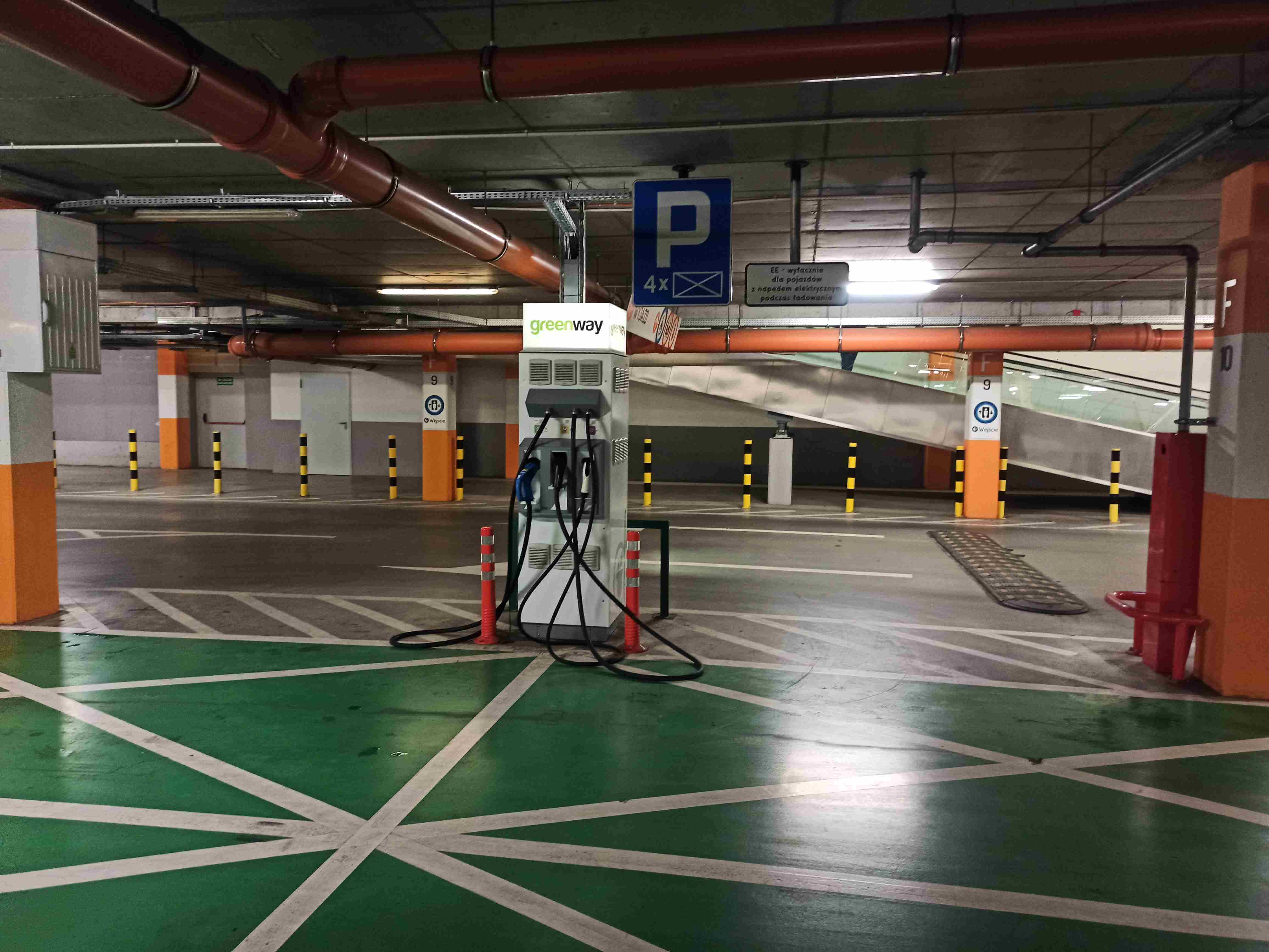 Szybkie ładowanie samochodów elektrycznych w Toruniu już możliwe!
