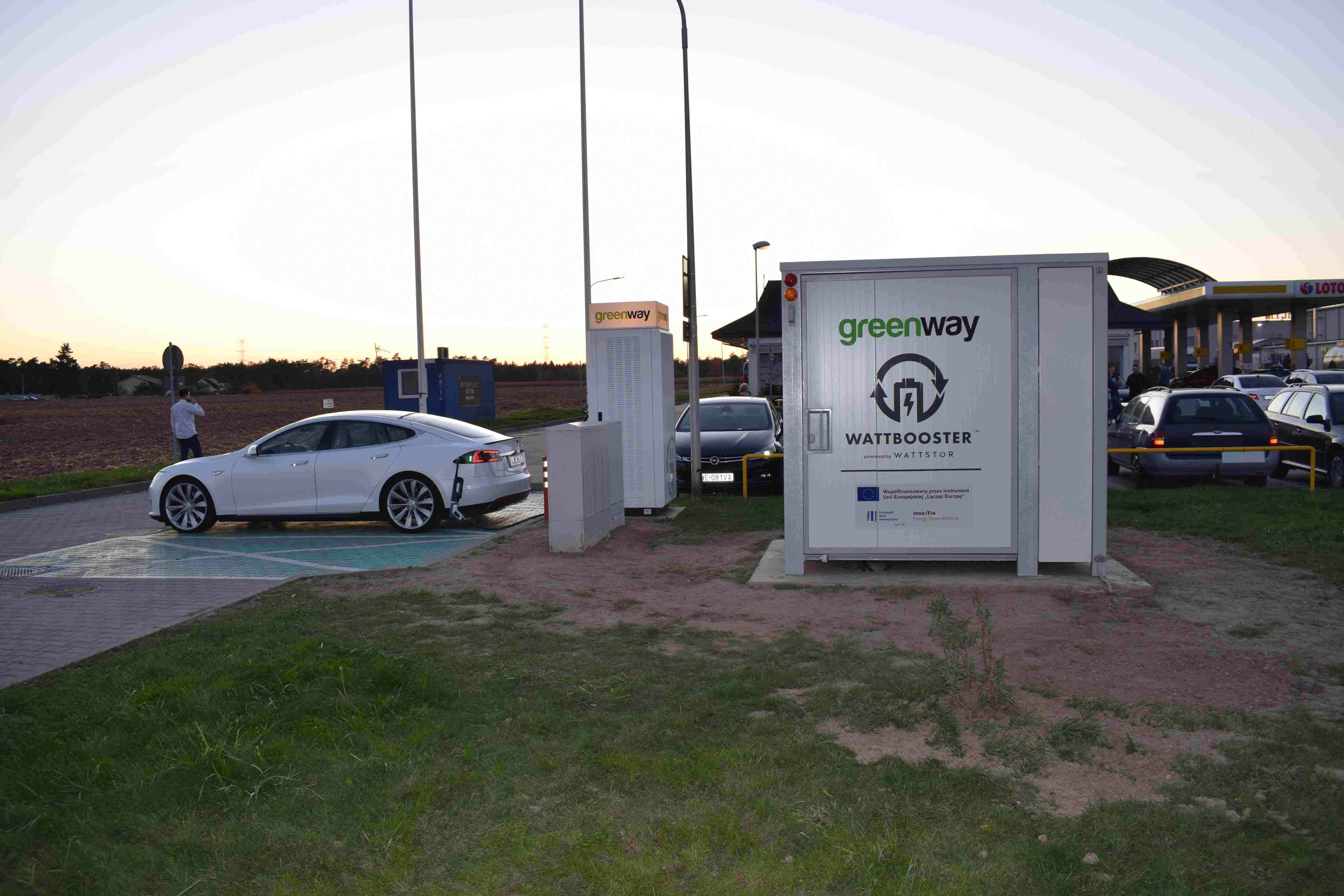 Kolejne magazyny energii w sieci GreenWay zwiększą szybkość ładowania samochodów elektrycznych
