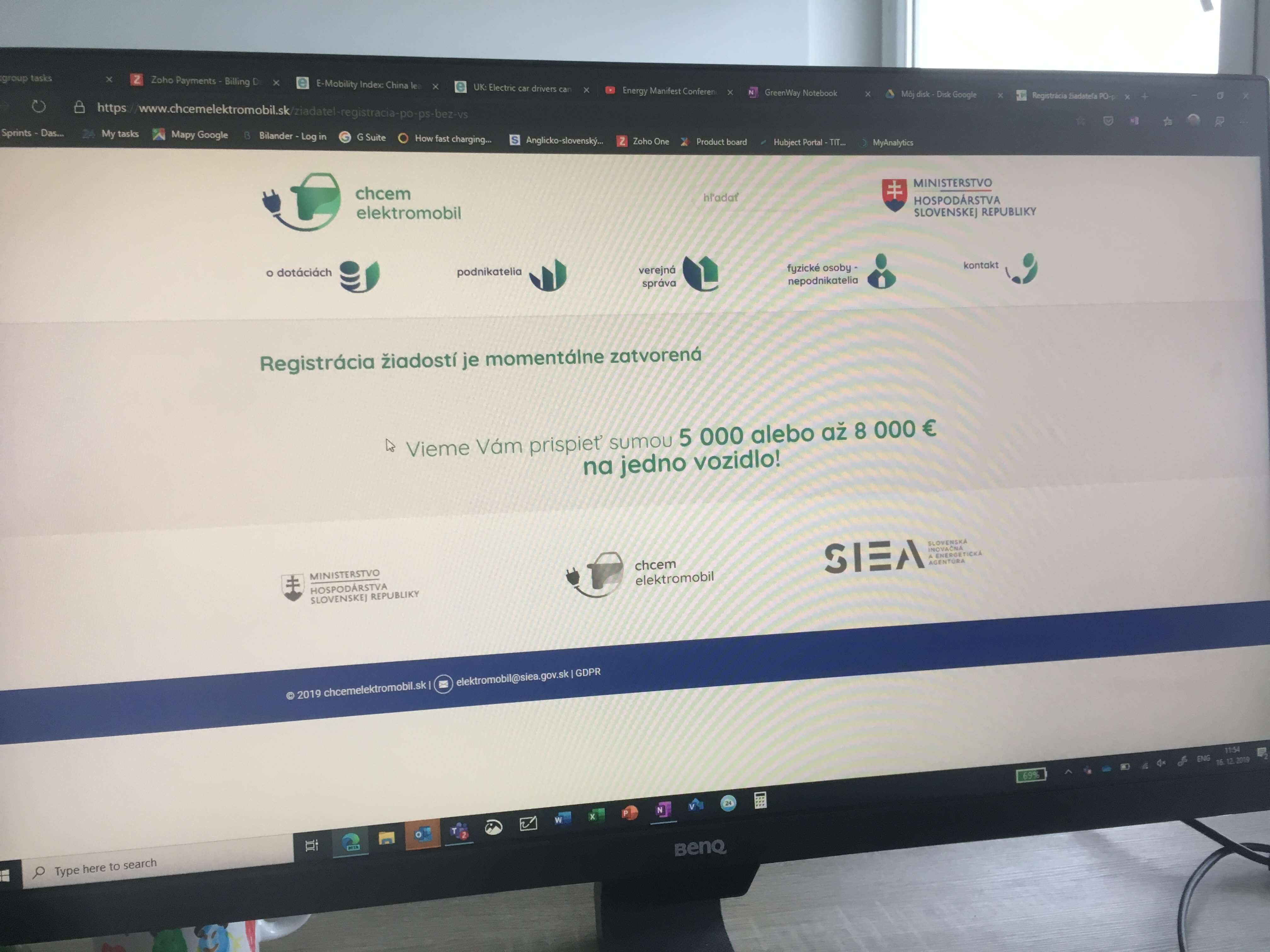 Dotácie na nákup elektromobilov vyčerpané v rekordnom čase – kde budeme nabíjať?